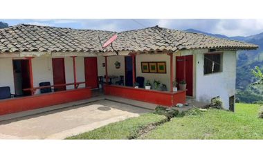 Excelente Finca Productiva para la venta Santa Rosa de Cabal Risaralda