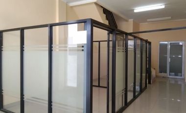 Dijual Cepat BU Ruko 4 Lantai Lokasi Strategis di Pamulang Tangerang Selatan