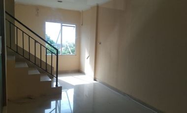 Dijual Cepat BU Ruko 4 Lantai Lokasi Strategis di Pamulang Tangerang Selatan