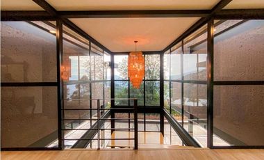 Venta Casa Finca Las Palmas Area 2008m2.