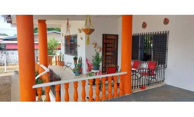 VENDO CASA EN LOT3 DE 948M2 VIA PRINCIPAL