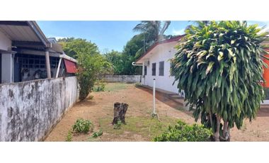 VENDO CASA EN LOT3 DE 948M2 VIA PRINCIPAL