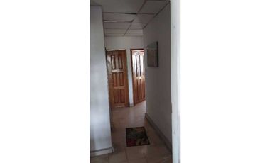 VENDO CASA EN LOT3 DE 948M2 VIA PRINCIPAL