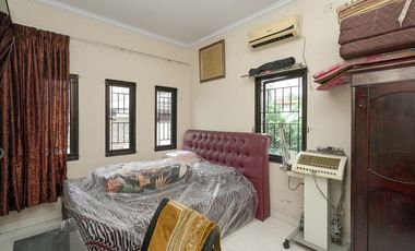 Rumah Cantik 5 Mnt Tidur 16 Menit ke Mal Pondok Gede Siap KPR J-40994