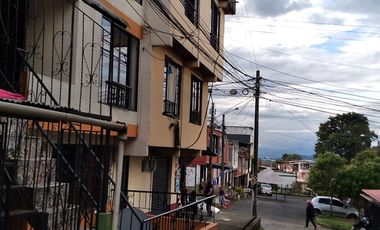 casa en venta en aguas claras. Cod V2506