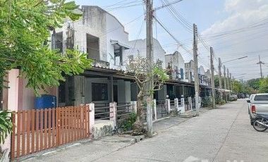 2 Bedroom Townhouse for sale in Ban Bueng, Chon Buri