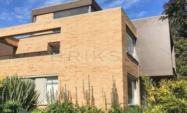 casa campestre en arriendo/venta en la calera. Cod V2980