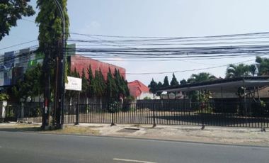 Rumah Makan Teras Bumbu Jalan Raya Sulfat Malang Strategis