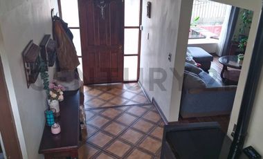 Venta Amplia casa en Villa Universidad de Concepción