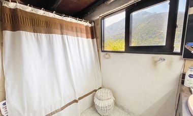 Casa en venta de 4 dorm. en Lo Barnechea