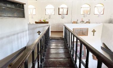 Casa en venta de 4 dorm. en Lo Barnechea