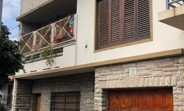 Departamento tipo casa en Planta Alta