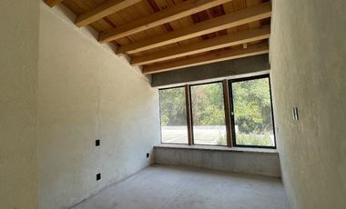 Casa en venta en San Mateo Acatitlan,  Valle de Bravo