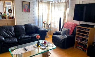 Casa en Venta en Casa 2 pisos 4 dormitorios 3 baños, 130 m2, Jardín del Este, La Florida