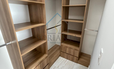 Casa en venta al poniente de la ciudad