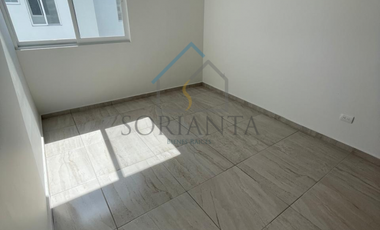 Casa en venta al poniente de la ciudad