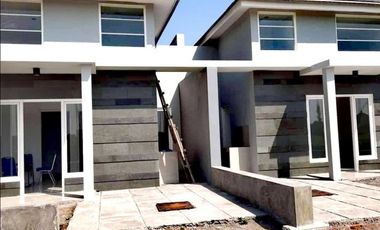 RUMAH CANDI PUSAT KOTA SIDOARJO 300 JUTAAN