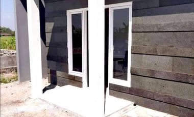 RUMAH CANDI PUSAT KOTA SIDOARJO 300 JUTAAN