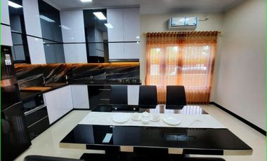 Guesthouse Kolam Renang Full Perabot di Jakal