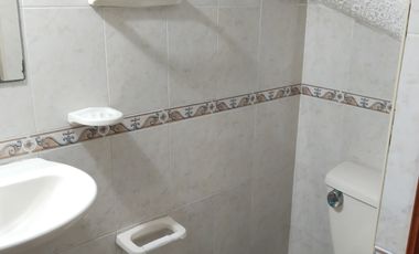 casa en arriendo en la roca. Cod A4894
