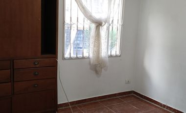 casa en arriendo en la roca. Cod A4894