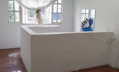 casa en arriendo en la roca. Cod A4894