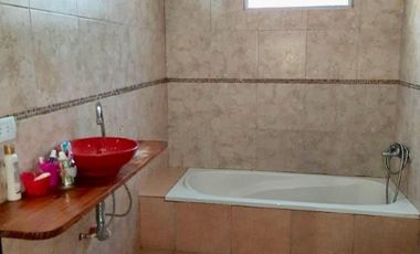 Casa en venta en Lanus Este