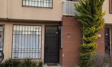 Casa en condominio - Otzolotepec