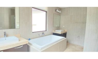 Venta casa 4 Recamaras en Nativa, Panamá Pacifico