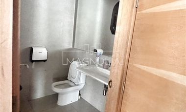 Arriendo Prestigiosa Oficina, El Golf, Las Condes