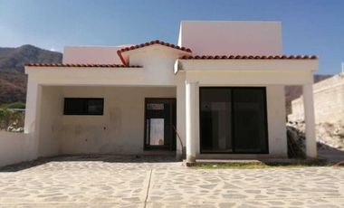 Casa en Pre-venta en Ajijic - Natura Village Tulip
