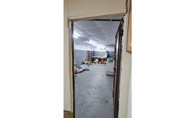 VENTA DE LOCAL COMERCIAL >>>Betania<<<