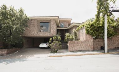 Casa en Venta, Jardines Coloniales, San Pedro Garza García, Nuevo León