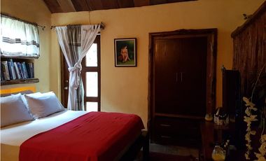 CASA AMOBLADA  EN  ALTOS DEL MARIA