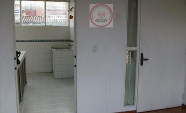 apartamento en venta en av. libertadores, gratamira. Cod V10317