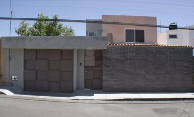 Casa sola en venta en Arquitos, Querétaro.