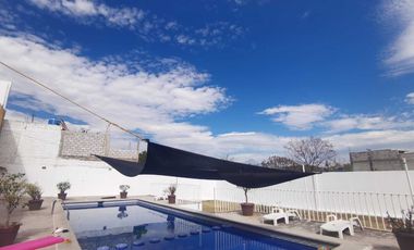 EN VENTA PROPIEDAD IDEAL PARA RENTA VACACIONAL, 10 BUNGALOWS, ALBERCA Y JARDÍN