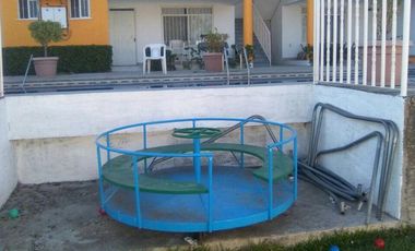 EN VENTA PROPIEDAD IDEAL PARA RENTA VACACIONAL, 10 BUNGALOWS, ALBERCA Y JARDÍN