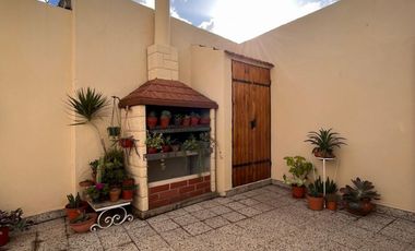 Casa tipo Dúplex de 4 AMBIENTES en venta