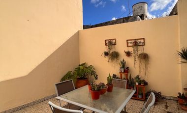 Casa tipo Dúplex de 4 AMBIENTES en venta