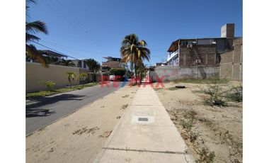 🌟 ¡Oportunidad única para inversionistas y constructores! 🌟

Presentamos este magnífico terreno urbano ubicado en la exclusiva zona de la Urbanizaci
