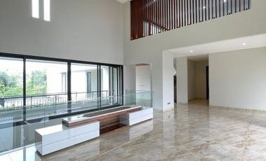 LUXURIOUS MODERN TROPICAL HOUSE FOR SALE at BUKIT GOLF TERRACE, BSD