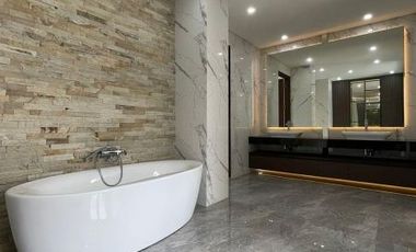 LUXURIOUS MODERN TROPICAL HOUSE FOR SALE at BUKIT GOLF TERRACE, BSD