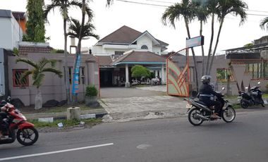 Rumah Mewah Luxury Tanah Halaman Luas Jalan Kusumanegara Jogja