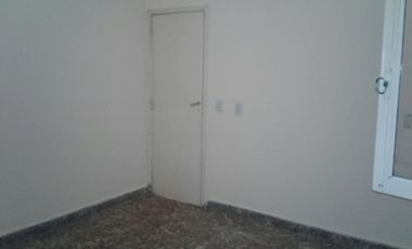 Casa en Ph Interno 2 Ambientes c/ Patio ** Reciclado **