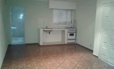 Casa en Ph Interno 2 Ambientes c/ Patio ** Reciclado **