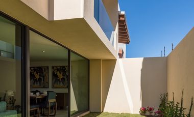 Casa en Exclusivo Desarrollo (sólo 49 casas), con Vista al Valle
