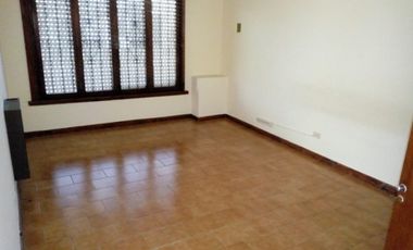 Casa - Chalet 3 Ambientes BRAWN Y 180