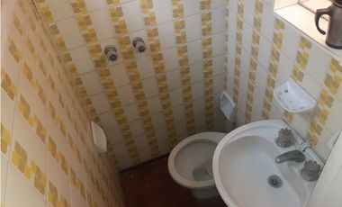 Ph 3 ambientes. Dos dormitorios en suite. Cochera. Zona Playa grande.