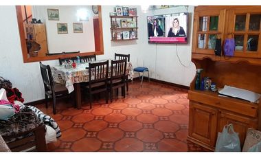 Ph 3 ambientes. Dos dormitorios en suite. Cochera. Zona Playa grande.